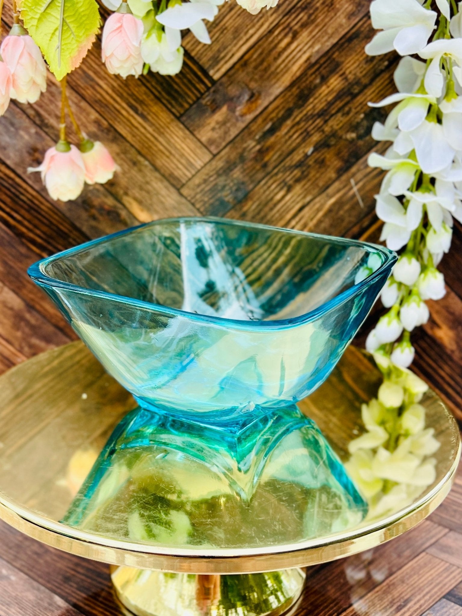 Aquamarine - Glass - Modern Vintage Candle