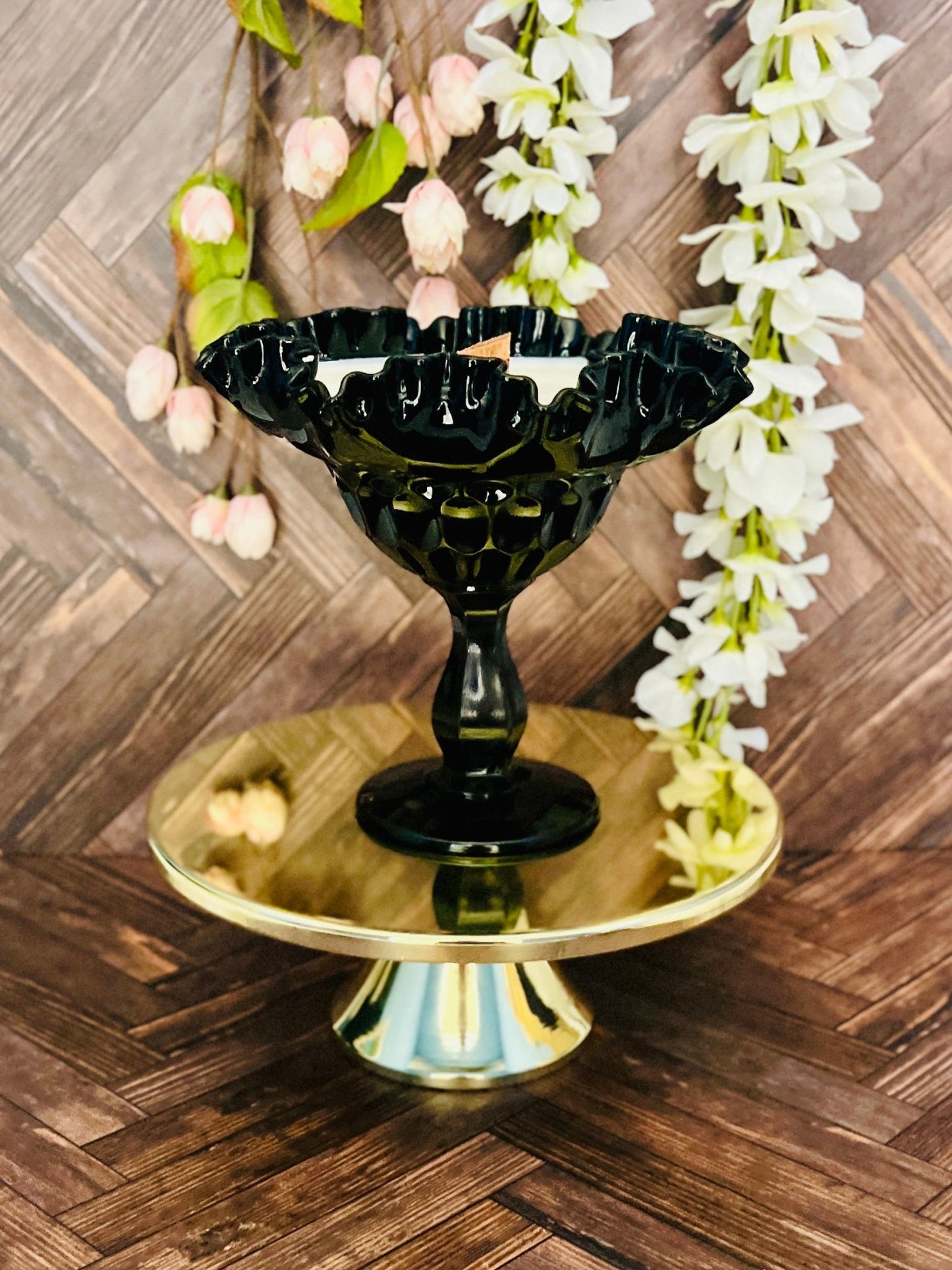 Black Amethyst - Glass - Modern Vintage Candle