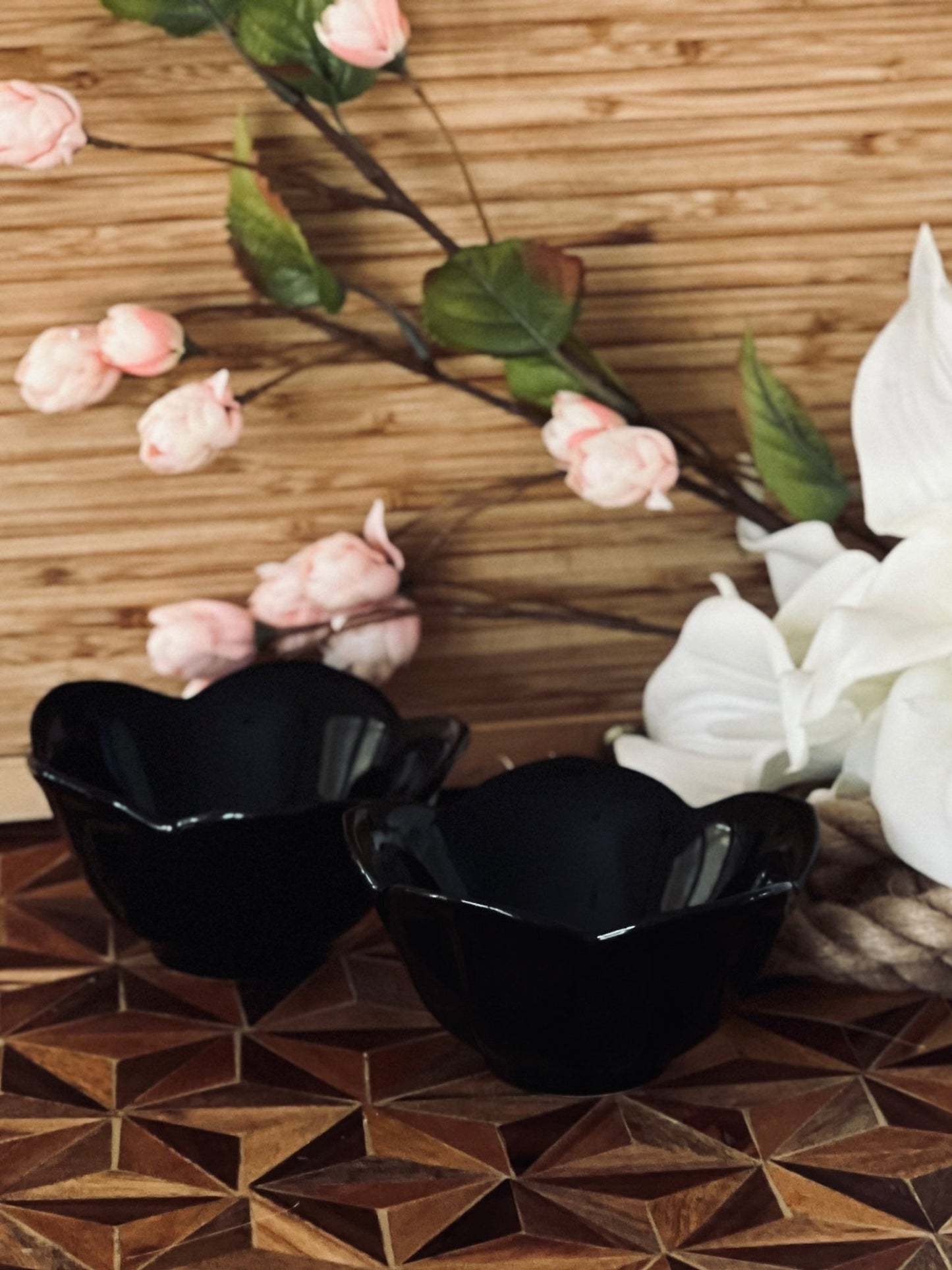 Black Lotus - Ceramic - Modern Vintage Candle