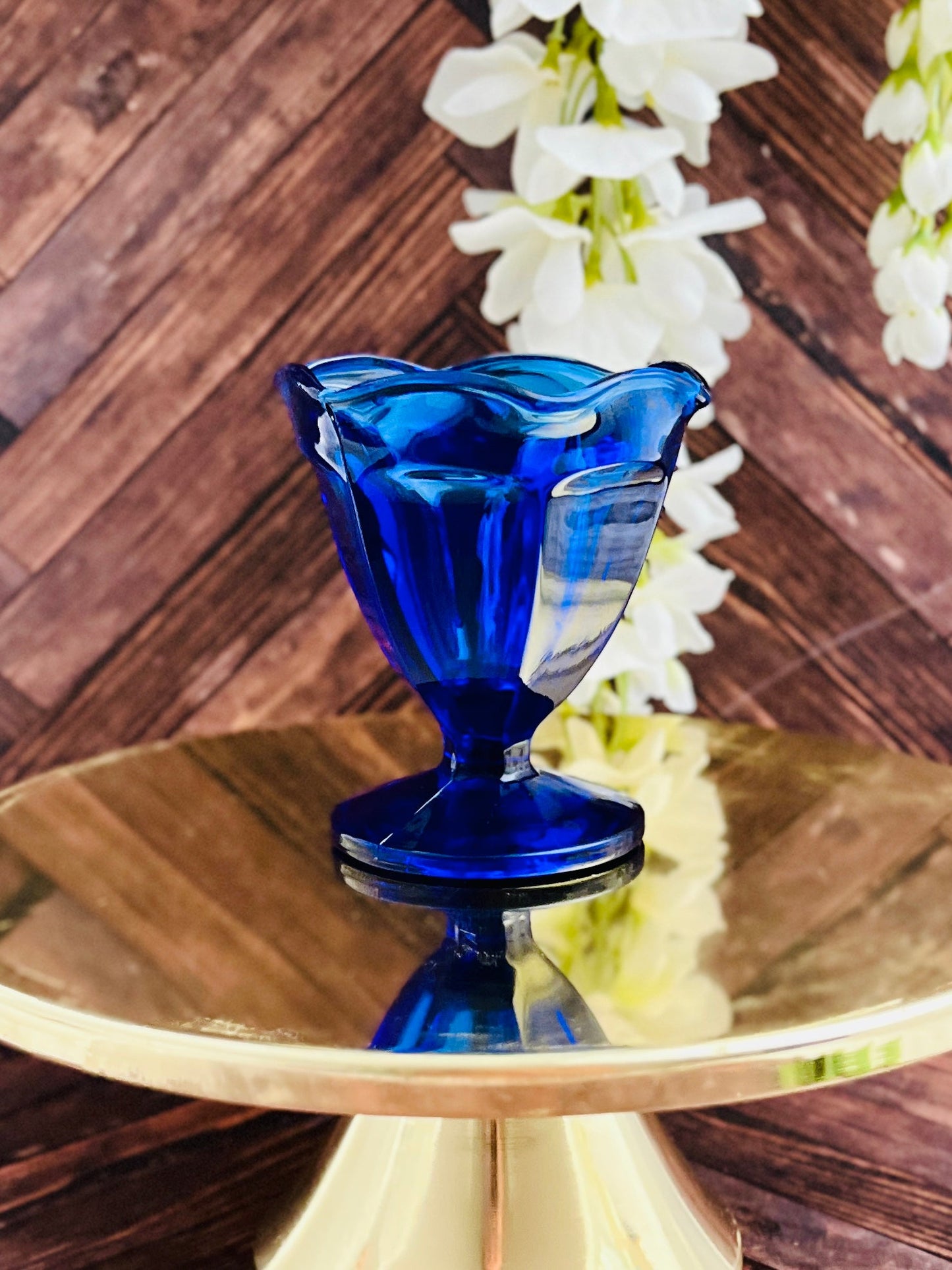 Blue Tulip - Glass - Modern Vintage Candle