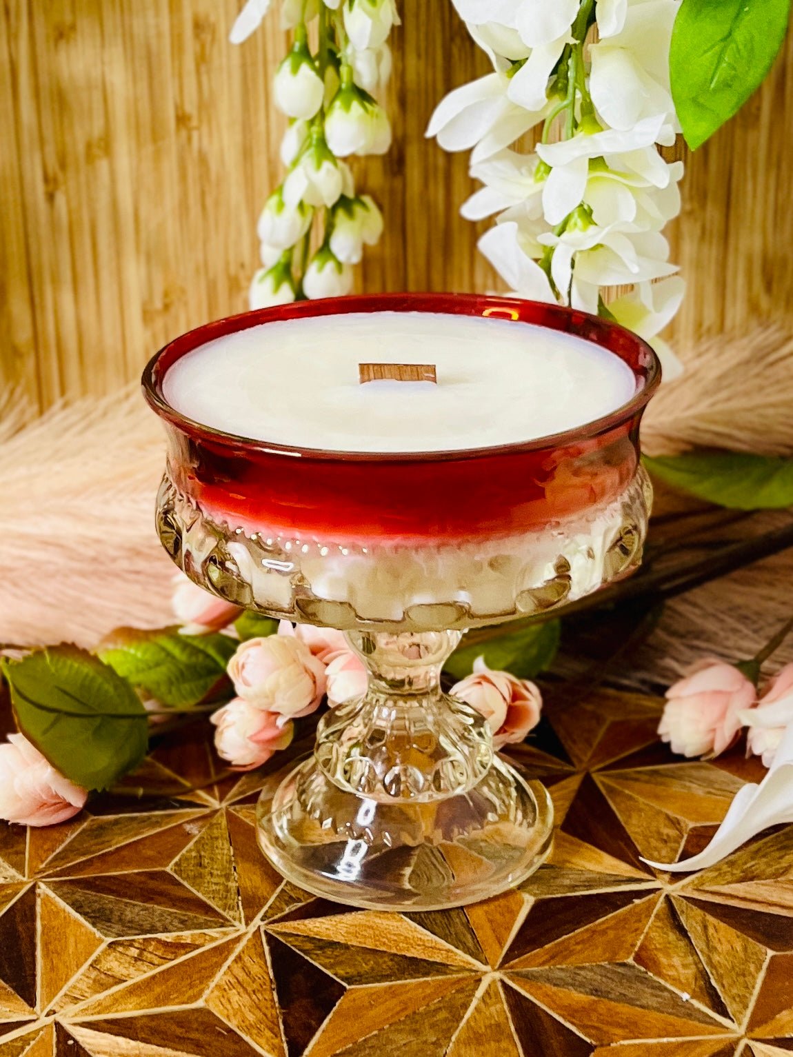 Cranberry Crown - Glass - Modern Vintage Candle