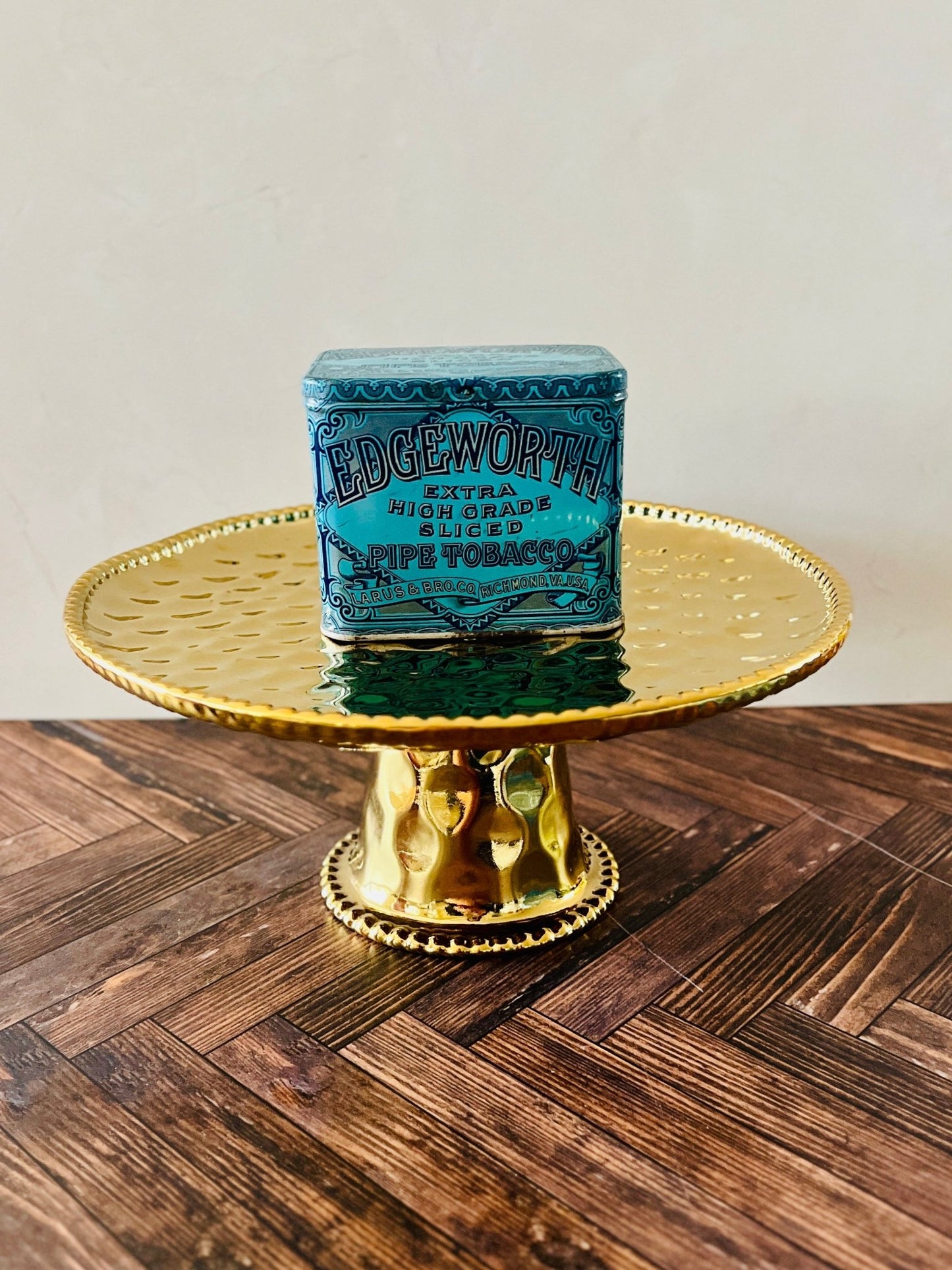 Edgeworth - Modern Vintage Candle