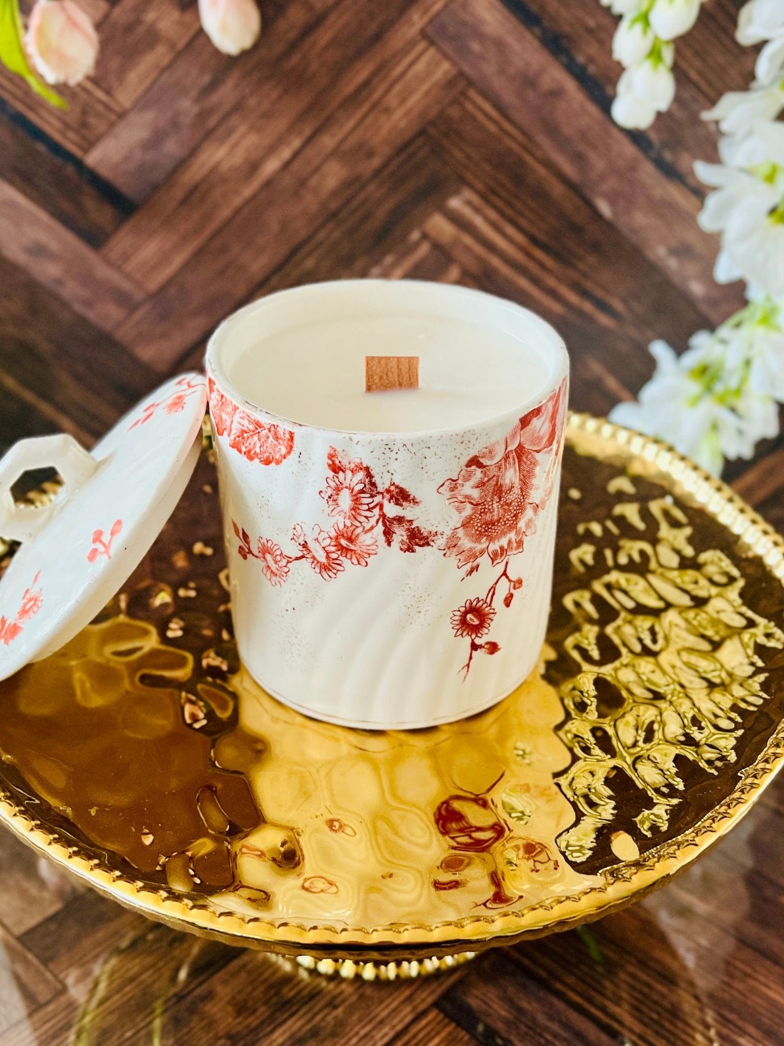 Golden Tea - Ceramic - Modern Vintage Candle