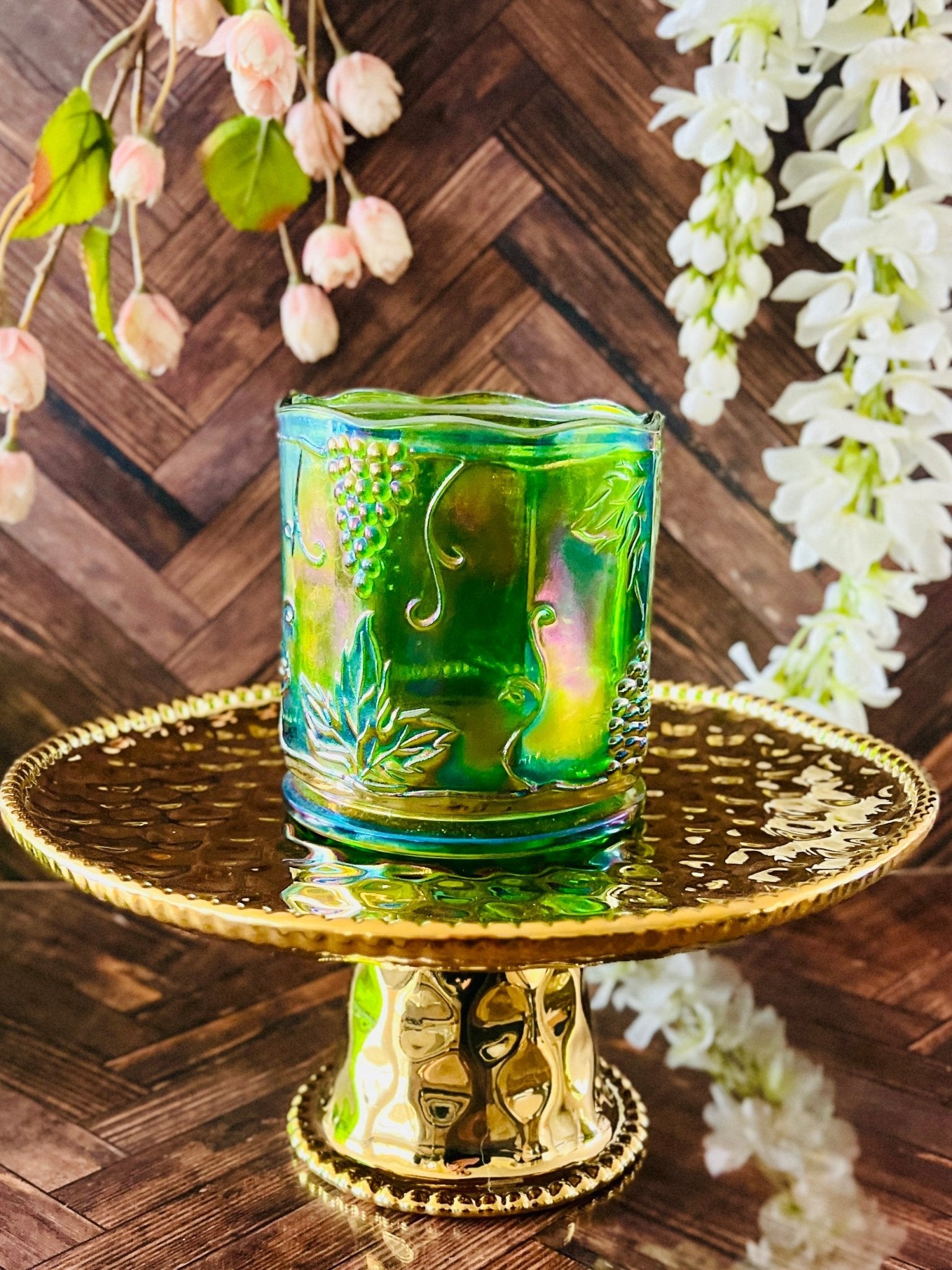 Green Grapes - Carnival Glass - Modern Vintage Candle