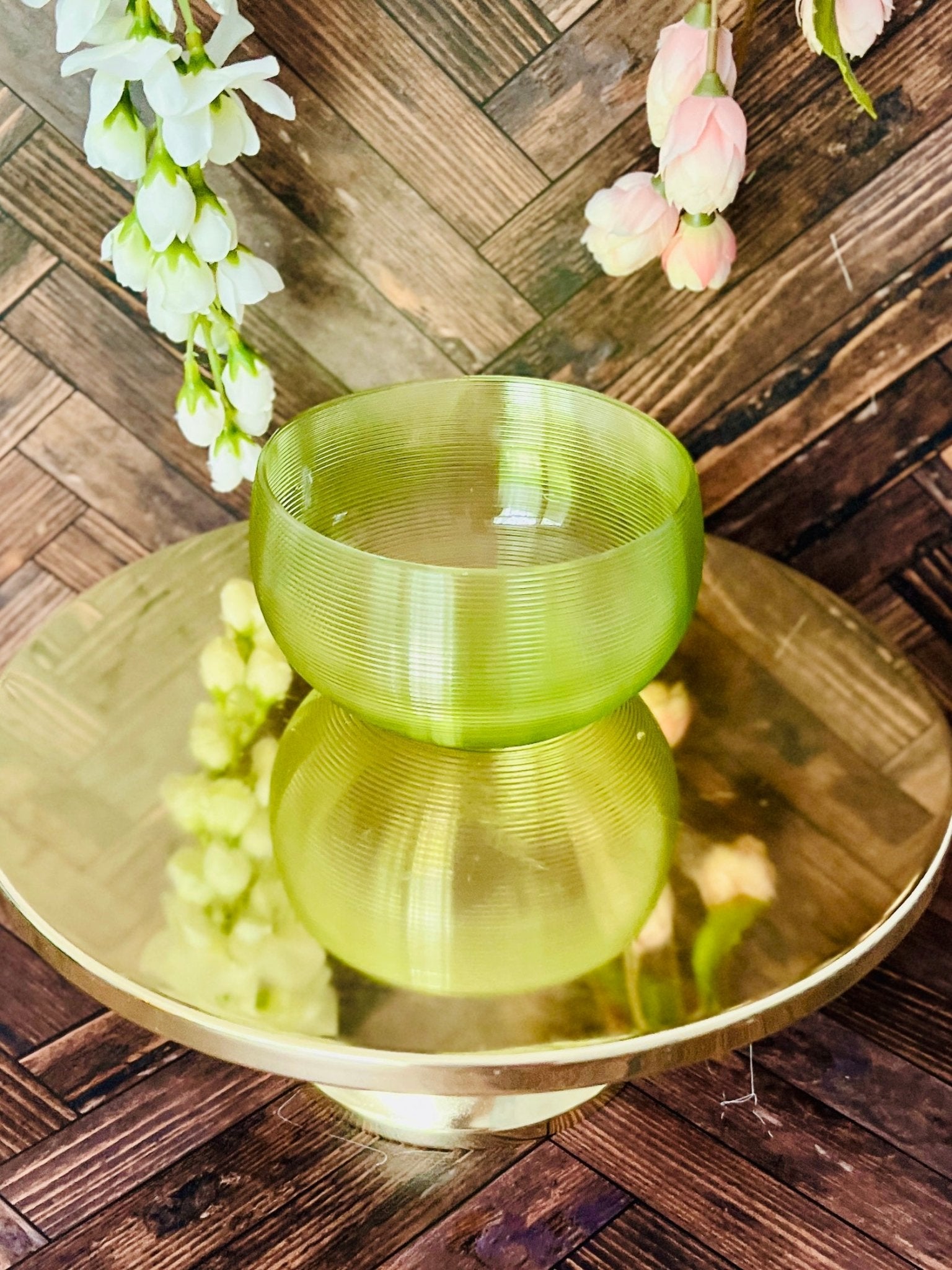 Green Ribs - Glass - Modern Vintage Candle