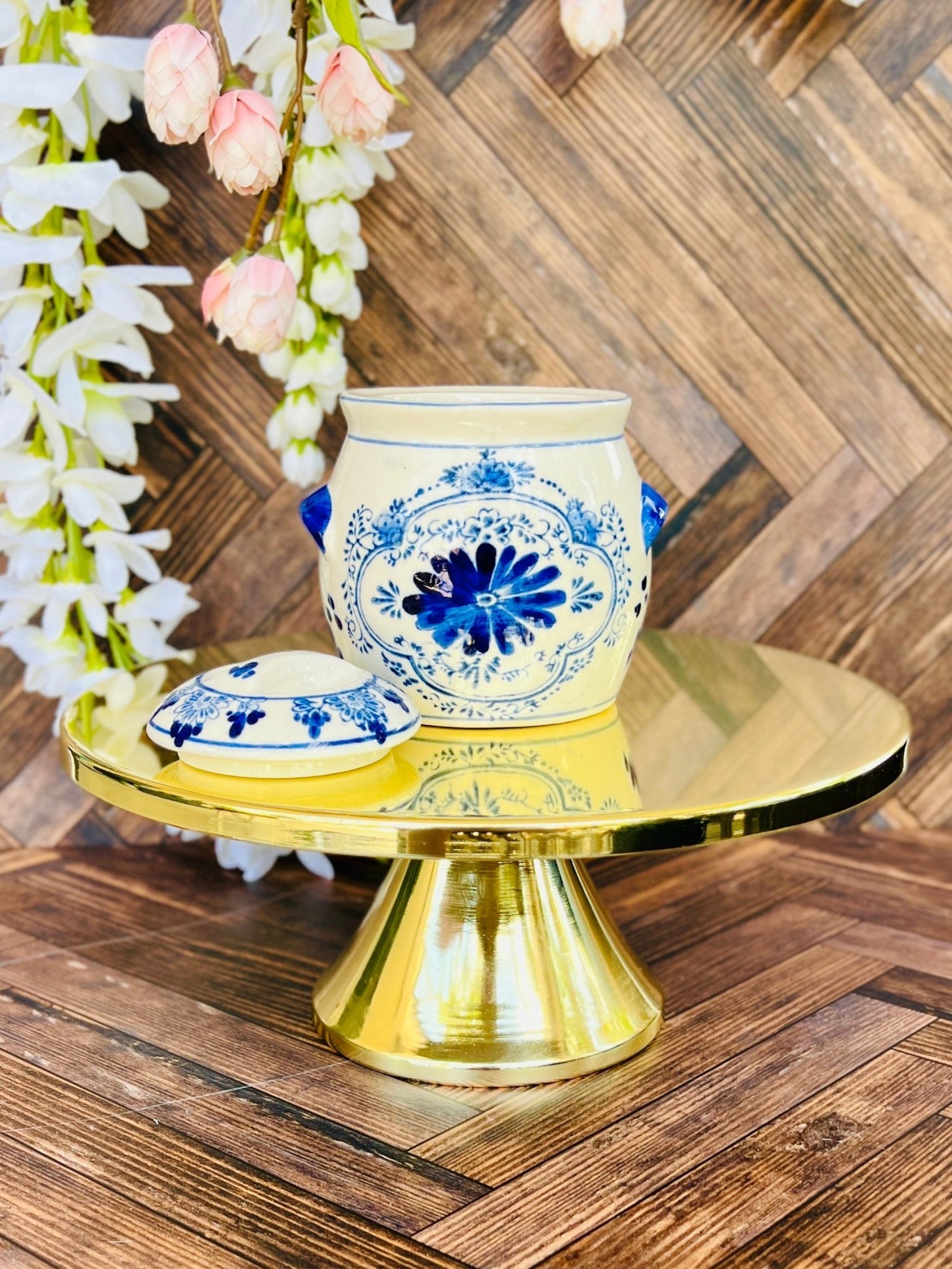 Pass the Dutch Mustard - Porcelain - Modern Vintage Candle