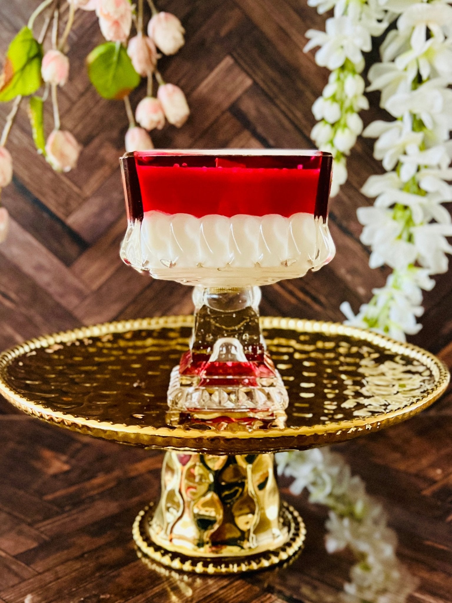 Ruby Wedding - Glass - Modern Vintage Candle