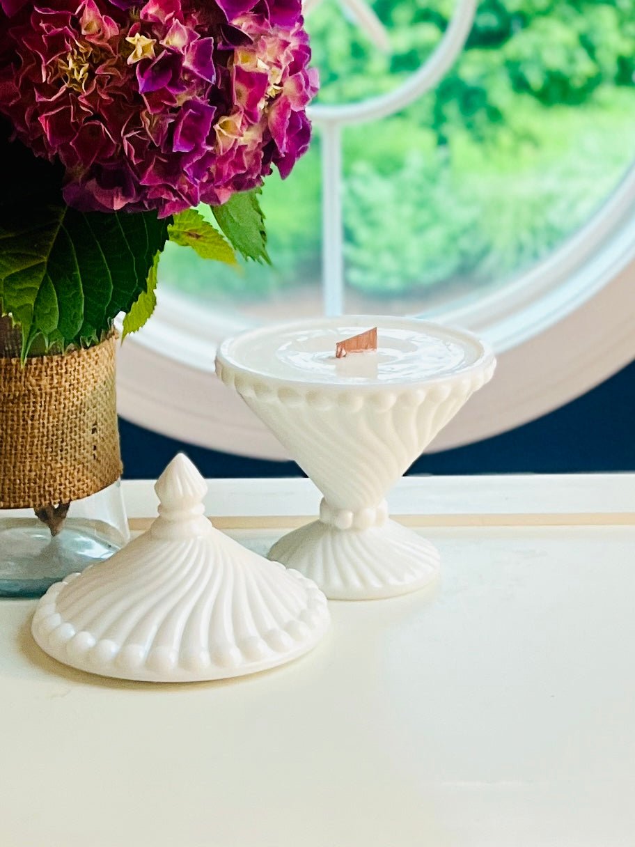 Swirly Whirley - Milk Glass - Modern Vintage Candle